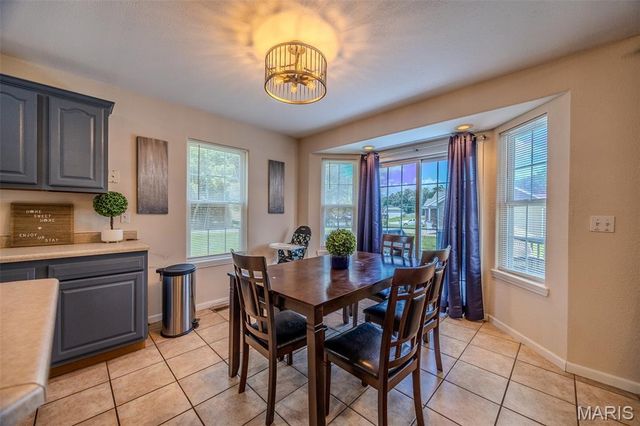 19958 Ladera Road, Waynesville, MO 65583