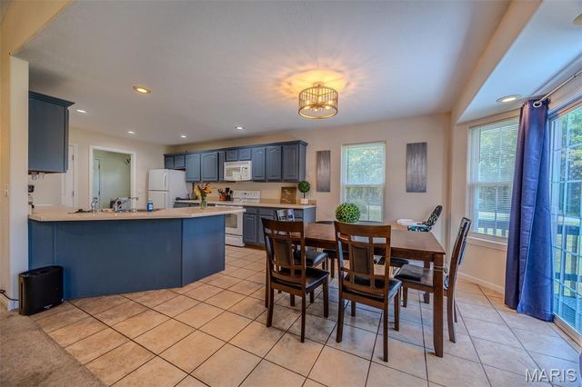 19958 Ladera Road, Waynesville, MO 65583