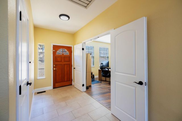 3951 Safari Trl, Pilot Hill, CA 95664