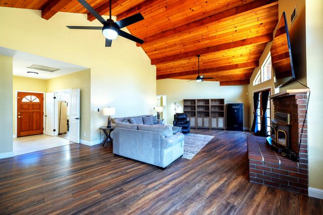 3951 Safari Trl, Pilot Hill, CA 95664