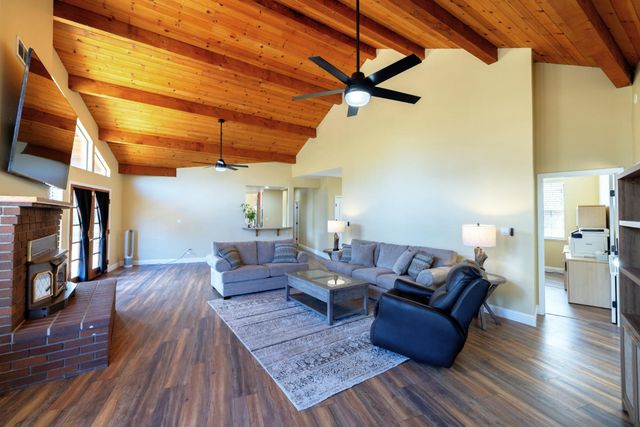 3951 Safari Trl, Pilot Hill, CA 95664