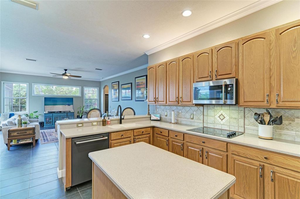 8014 SNOWY EGRET PLACE