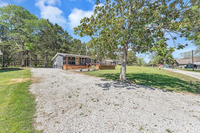 61 Rolla Hill Road, Galena, MO 65656