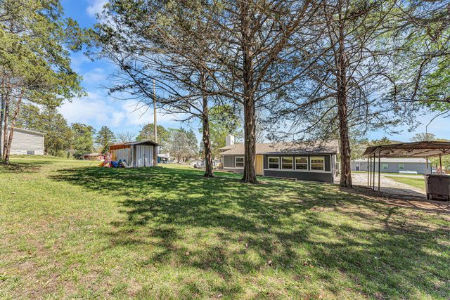 61 Rolla Hill Road, Galena, MO 65656