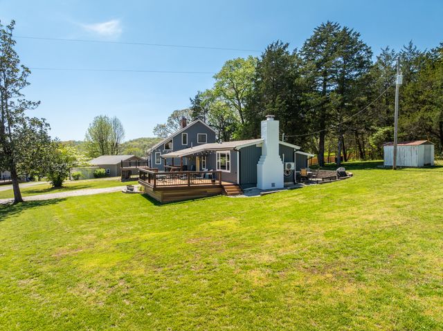61 Rolla Hill Road, Galena, MO 65656