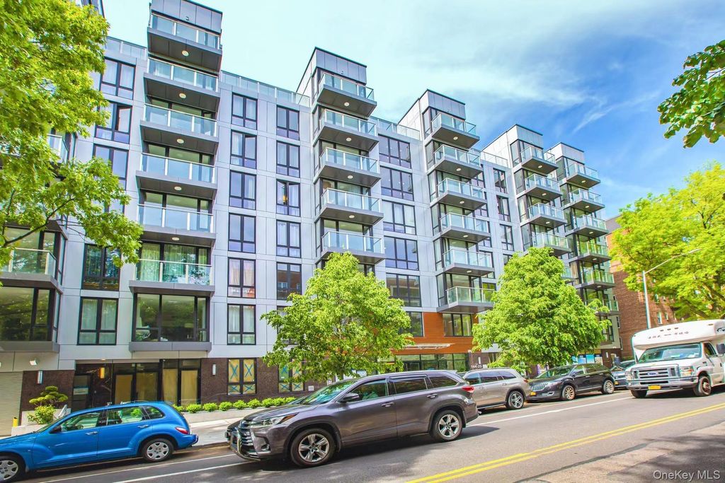 144-27 Sanford Avenue 3J, Flushing, NY 11355 — photo 2