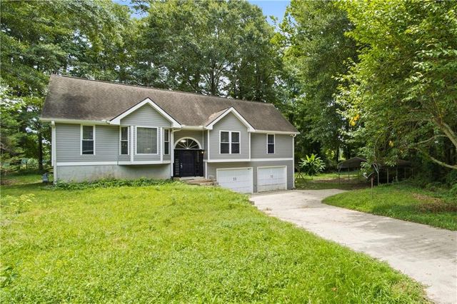 143 Wooddale Lane, Carrollton, GA 30117