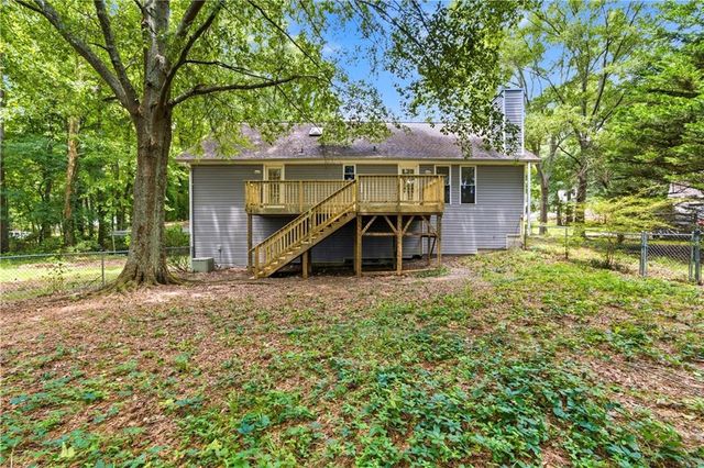 143 Wooddale Lane, Carrollton, GA 30117