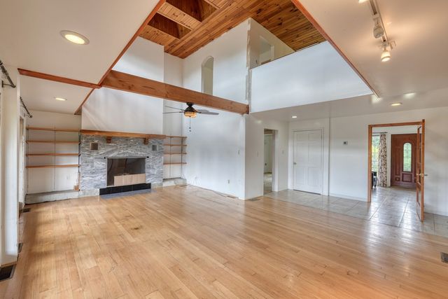 89 Simmons Ridge, Mineral Bluff, GA 30559