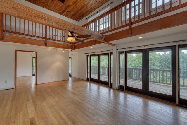 89 Simmons Ridge, Mineral Bluff, GA 30559