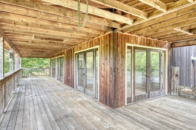 89 Simmons Ridge, Mineral Bluff, GA 30559