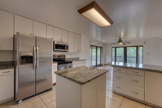 89 Simmons Ridge, Mineral Bluff, GA 30559