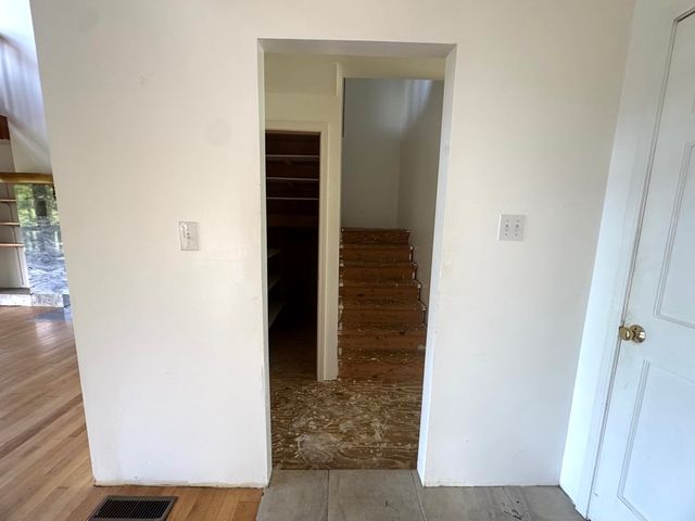 89 Simmons Ridge, Mineral Bluff, GA 30559