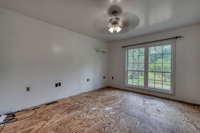 89 Simmons Ridge, Mineral Bluff, GA 30559