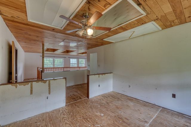 89 Simmons Ridge, Mineral Bluff, GA 30559