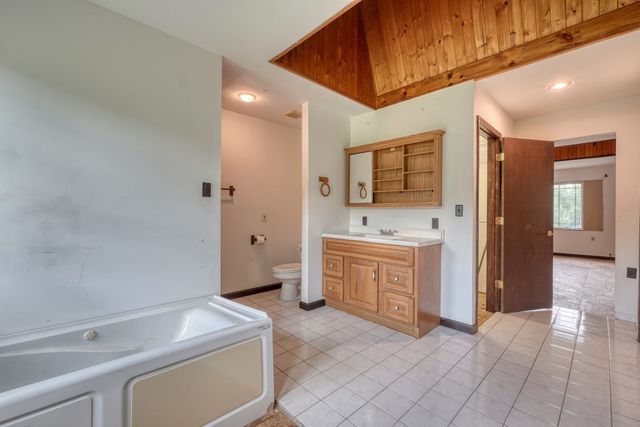 89 Simmons Ridge, Mineral Bluff, GA 30559