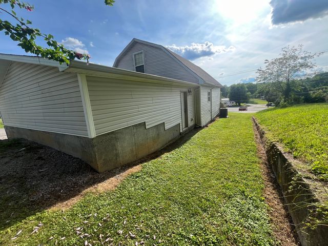 104 N Mcwhorter Street, London, KY 40741