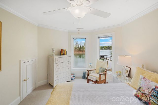 141 Grand Bay Drive, Mooresville, NC 28117