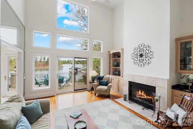 141 Grand Bay Drive, Mooresville, NC 28117