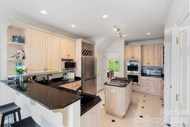 141 Grand Bay Drive, Mooresville, NC 28117