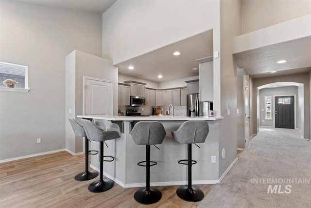 29 N Mingus Ave, Nampa, ID 83651