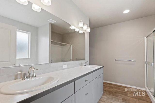 29 N Mingus Ave, Nampa, ID 83651