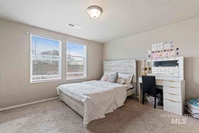 29 N Mingus Ave, Nampa, ID 83651