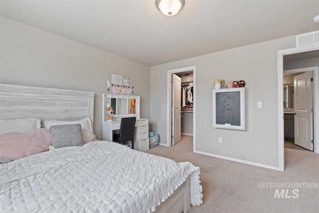 29 N Mingus Ave, Nampa, ID 83651