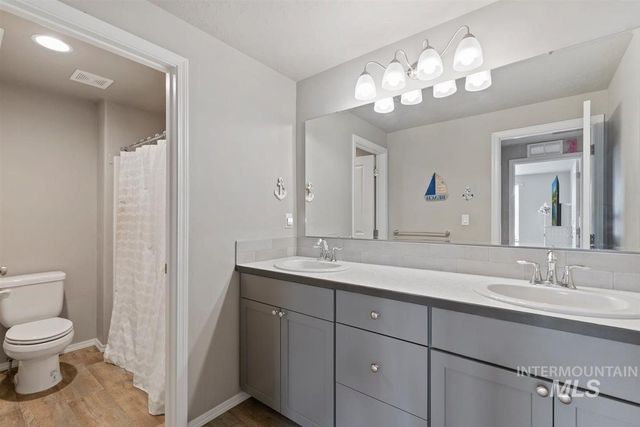 29 N Mingus Ave, Nampa, ID 83651