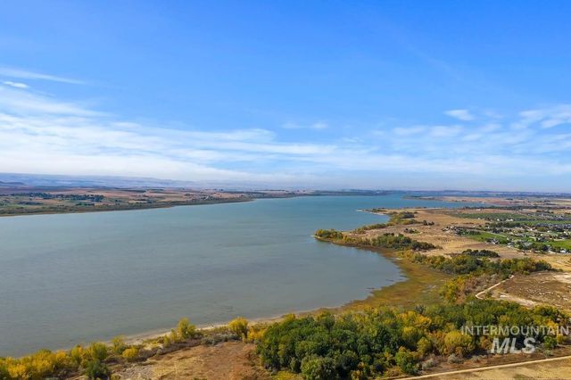 29 N Mingus Ave, Nampa, ID 83651