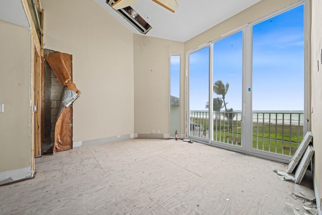 2115 S Ocean Boulevard 12, Delray Beach, FL 33483