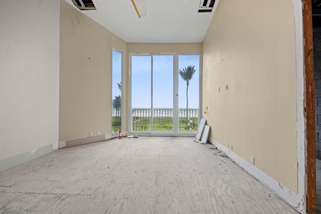 2115 S Ocean Boulevard 12, Delray Beach, FL 33483