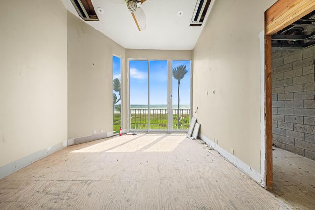 2115 S Ocean Boulevard 12, Delray Beach, FL 33483