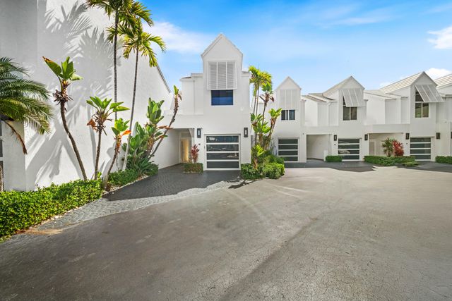 2115 S Ocean Boulevard 12, Delray Beach, FL 33483