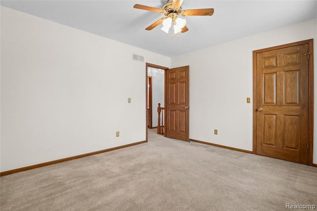 6083 Chatham Court, Grand Blanc, MI 48439