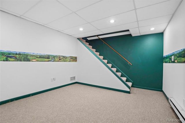 6083 Chatham Court, Grand Blanc, MI 48439