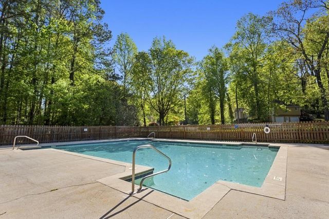 40 RAQUEL Drive, Marietta, GA 30064