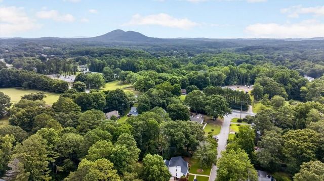 40 RAQUEL Drive, Marietta, GA 30064
