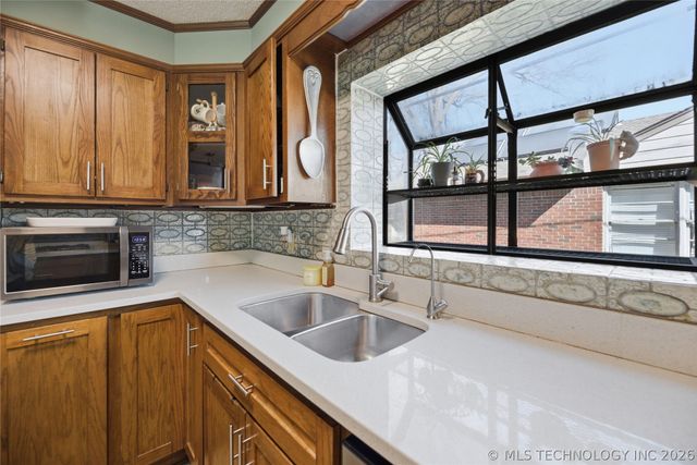 3931 S Oswego Avenue, Tulsa, OK 74135