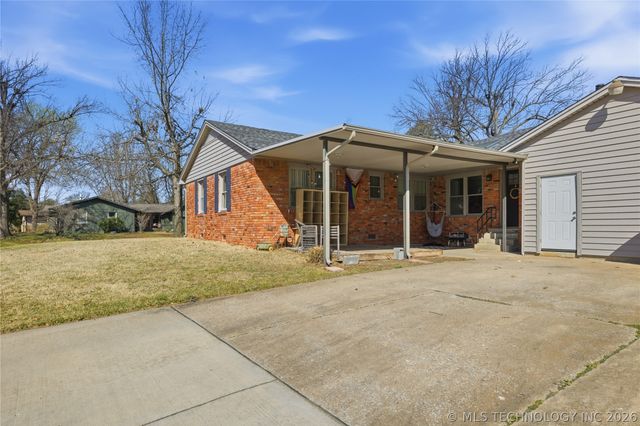 3931 S Oswego Avenue, Tulsa, OK 74135