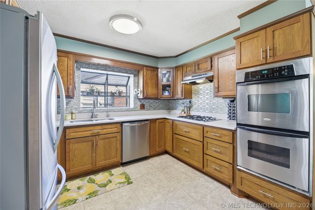 3931 S Oswego Avenue, Tulsa, OK 74135