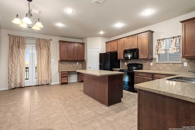 7631 Eagle Ledge, San Antonio, TX 78249