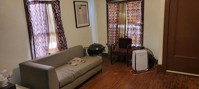 2020 W Hopkins STREET, Milwaukee, WI 53206