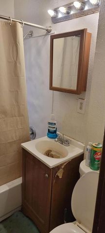 2020 W Hopkins STREET, Milwaukee, WI 53206