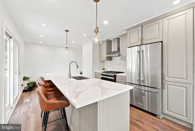 9 BUCKNELL DR, Cherry Hill, NJ 08034