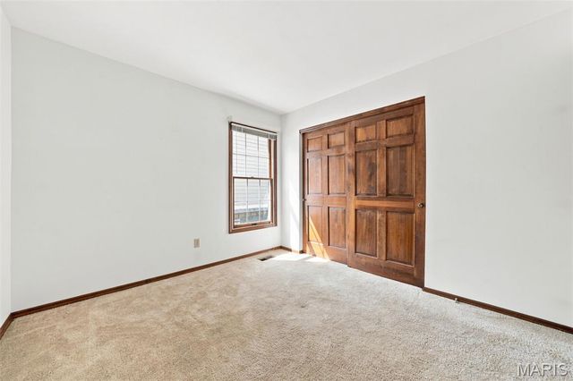 2098 Seven Oaks Drive, St Charles, MO 63303