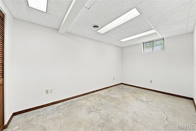 2098 Seven Oaks Drive, St Charles, MO 63303