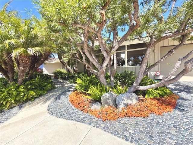 2490 Monaco Drive, Laguna Beach, CA 92651