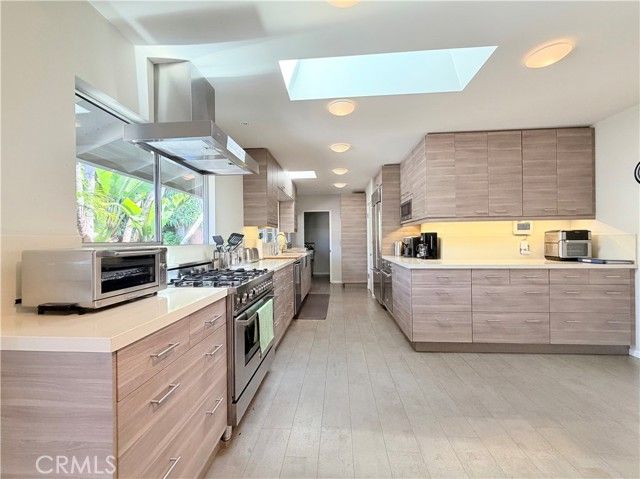 2490 Monaco Drive, Laguna Beach, CA 92651