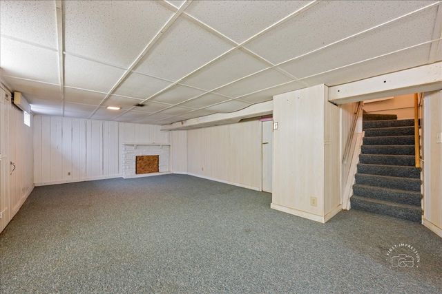 150 S Western Avenue, Aurora, IL 60506